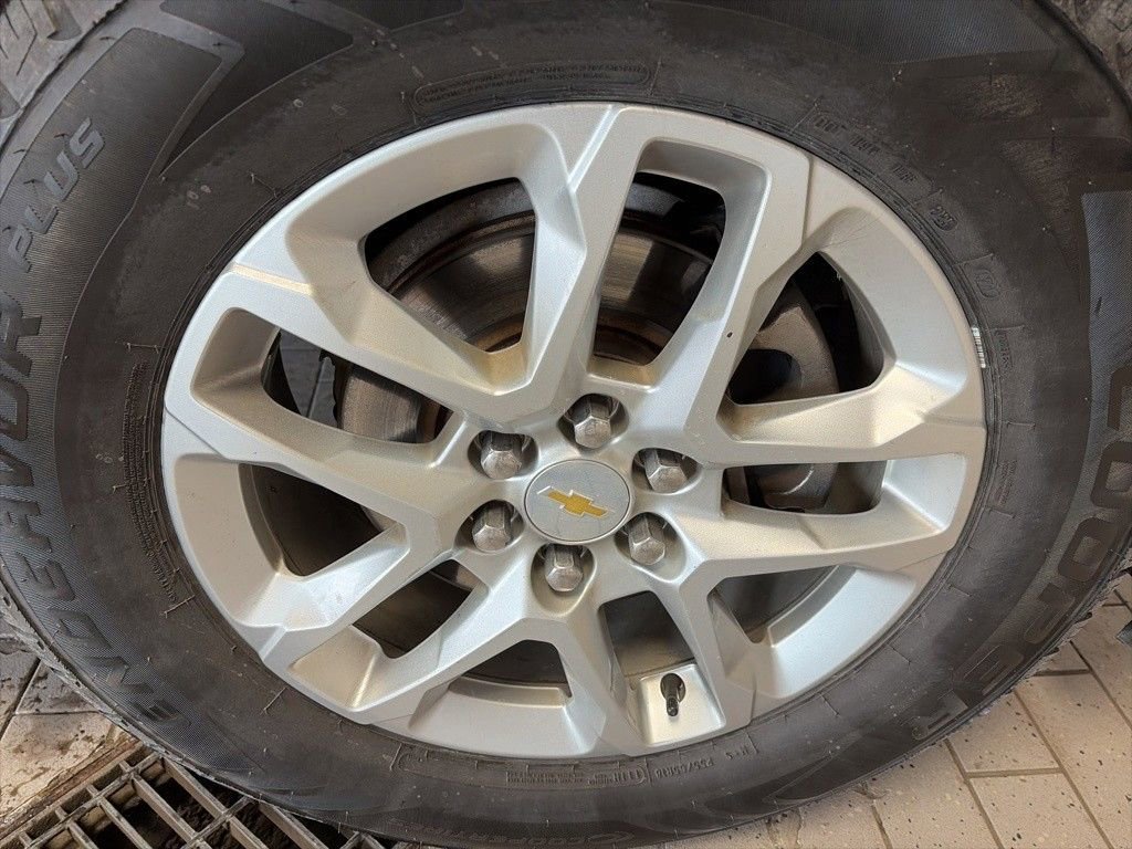 Used 2019 Chevrolet Traverse LT AWD/4WD image 12