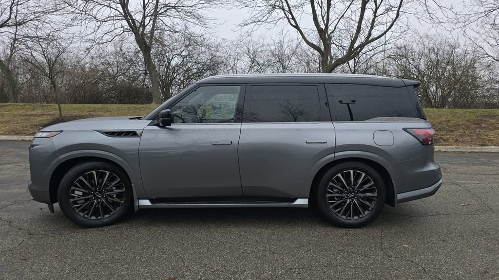 New 2026 INFINITI QX80 Autograph w/ Premium Cargo Package image 18