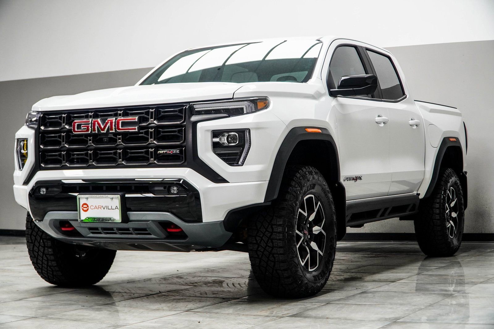 Used 2024 GMC Canyon AT4X image 8