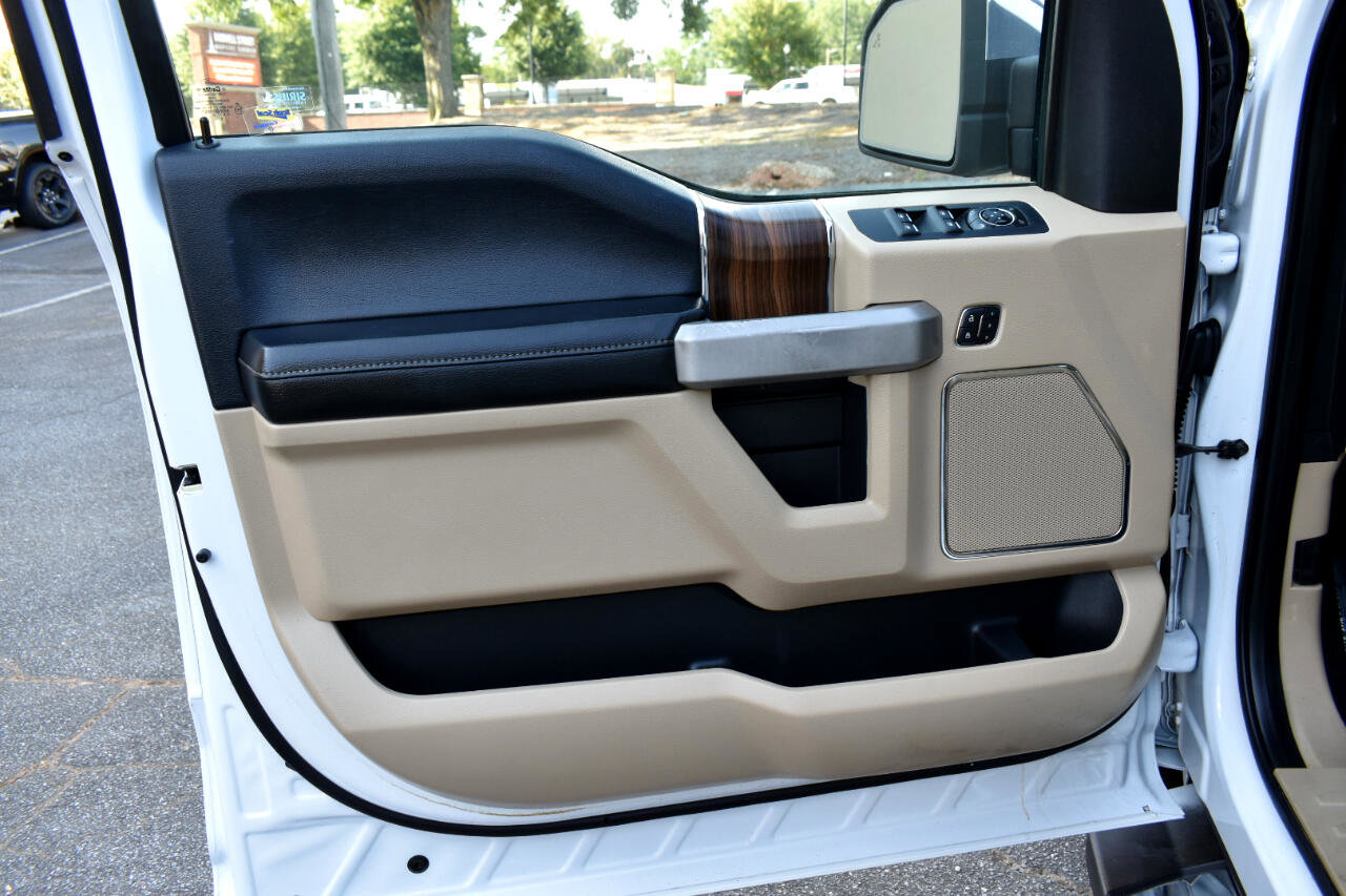 Used 2015 Ford F150 Lariat image 30