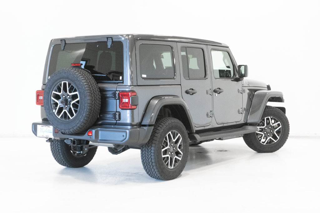 New 2027 Jeep Wrangler Unlimited Sahara AWD/4WD image 27