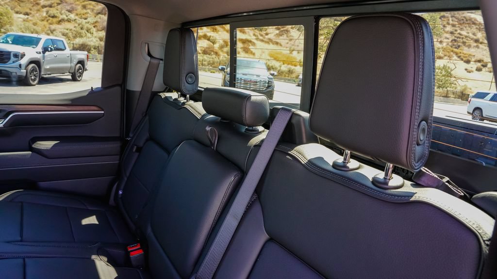 New 2026 GMC Sierra 1500 Denali w/ Technology Package AWD/4WD image 12