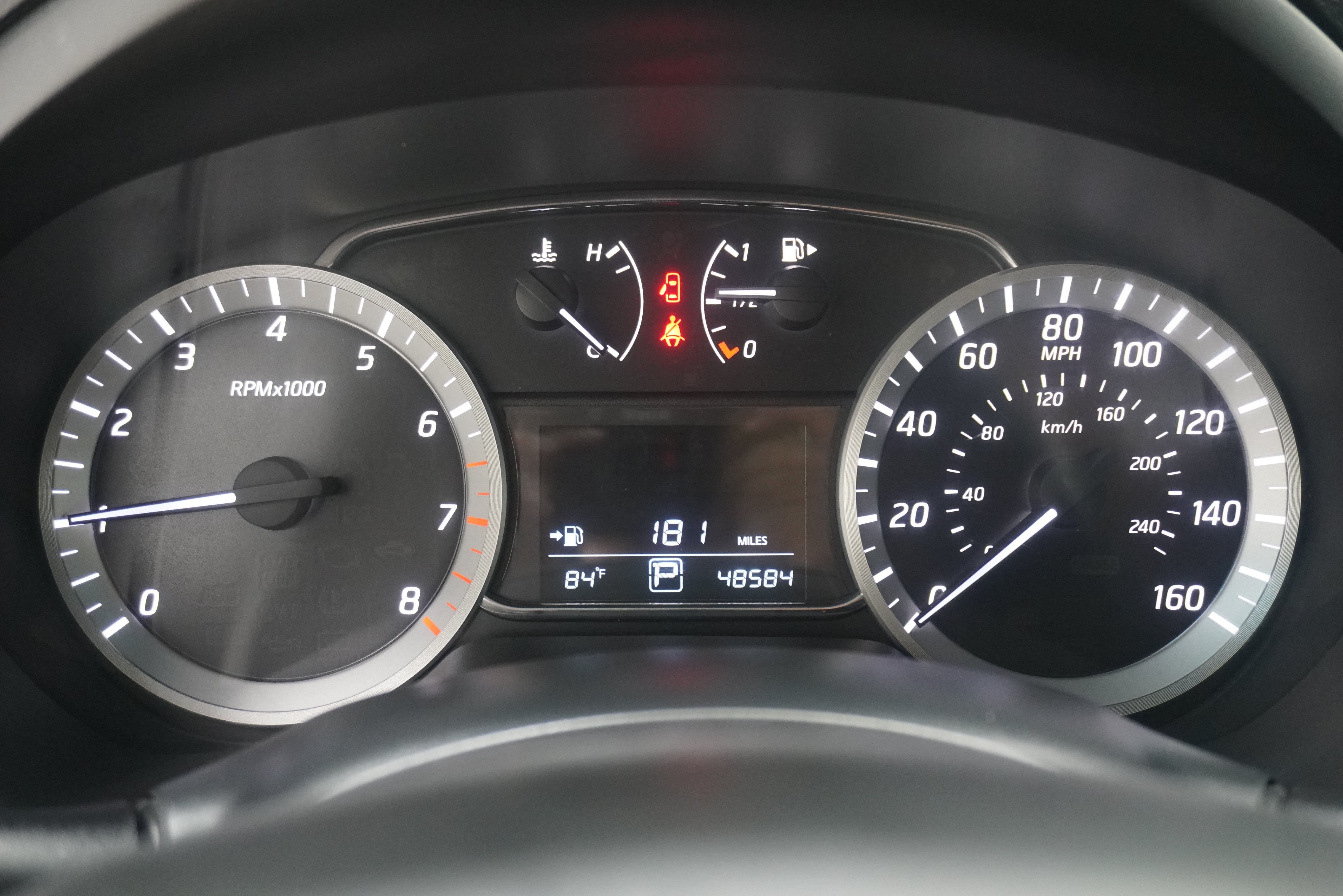 Used 2014 Nissan Sentra SR w/ SR Driver Package FWD image 16