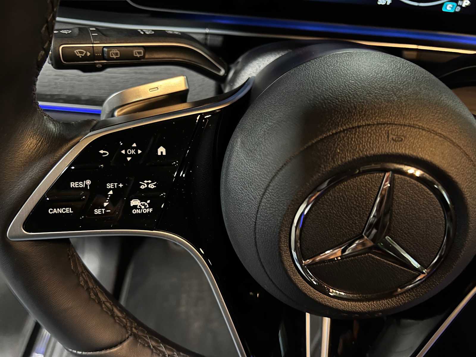 Certified 2025 Mercedes-Benz GLS 450 GLS 450 image 28