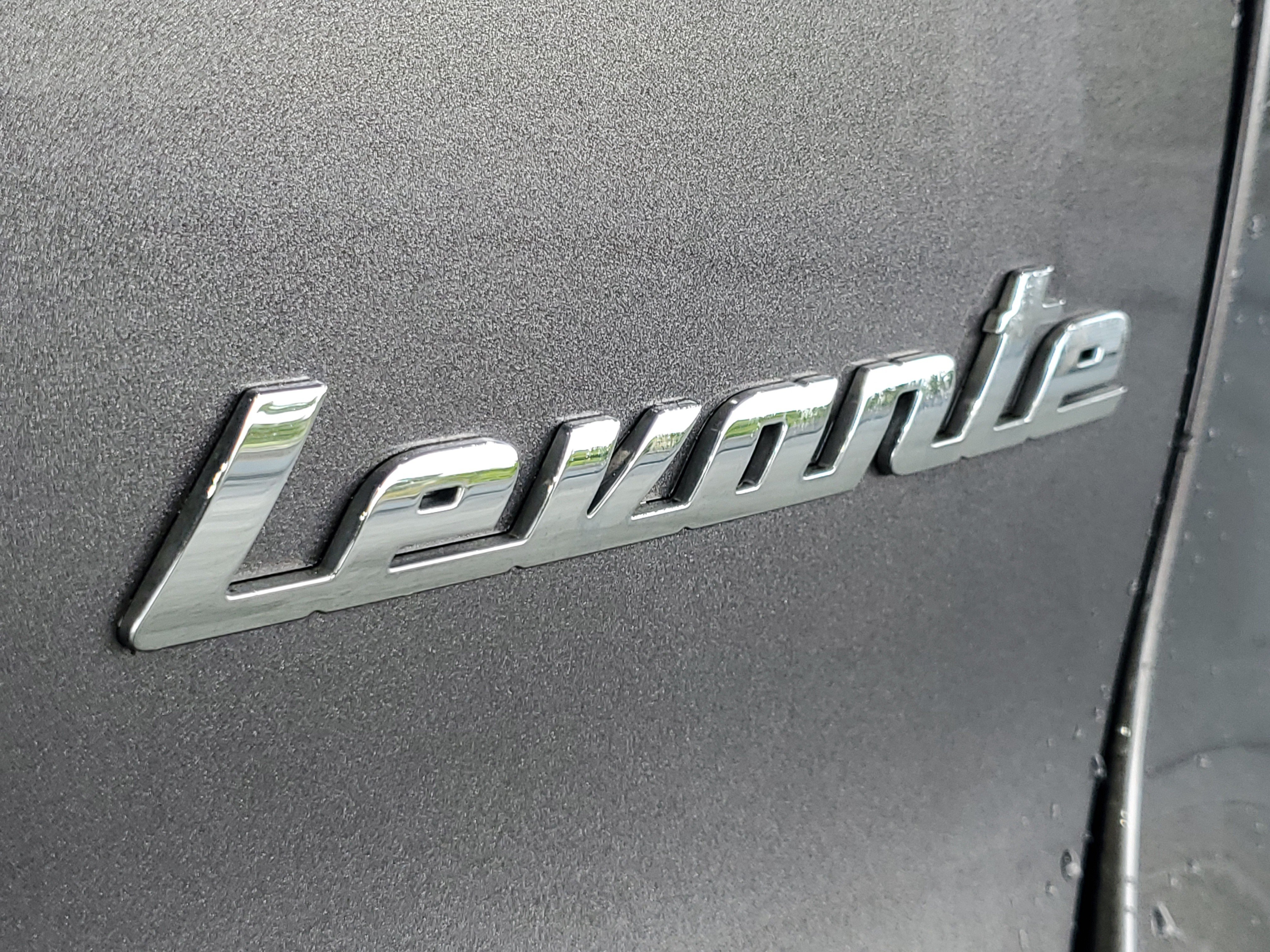 Used 2023 Maserati Levante GT AWD/4WD image 5