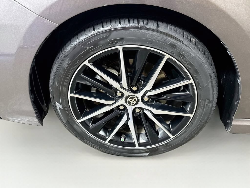 Used 2022 Toyota Camry SE FWD image 37