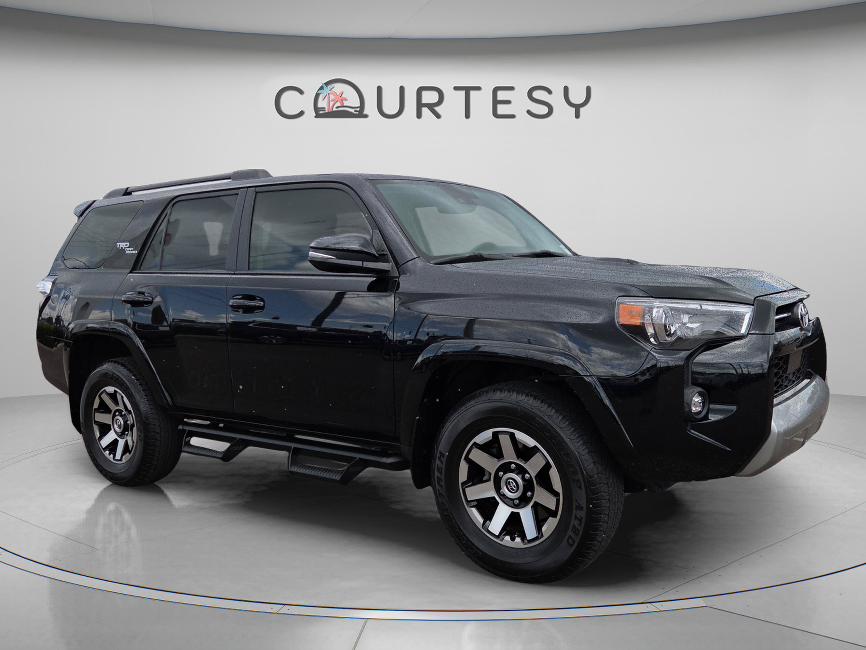 Certified 2021 Toyota 4Runner TRD Off-Road Premium w/ Moonroof Package AWD/4WD image 7