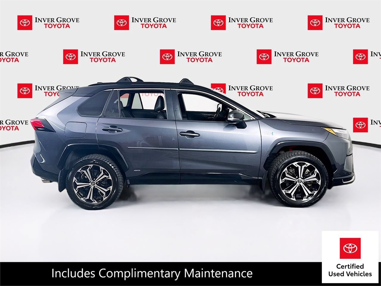 Certified 2022 Toyota RAV4 XSE w/ Premium Package AWD/4WD image 4