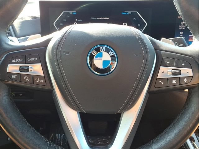 Used 2025 BMW X5 xDrive50e AWD/4WD image 15