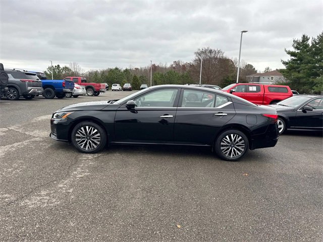 Certified 2024 Nissan Altima 2.5 SV w/ SV Premium Package image 8