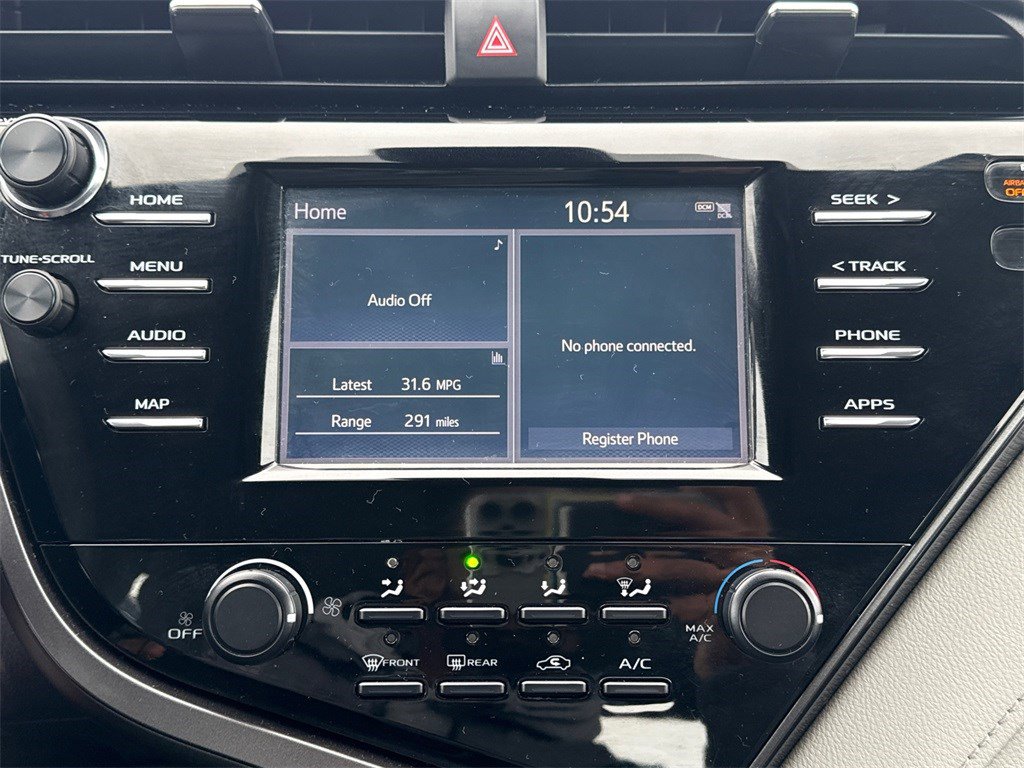 Used 2019 Toyota Camry LE image 24