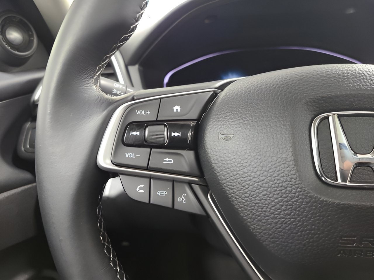 Used 2021 Honda Insight Touring image 26