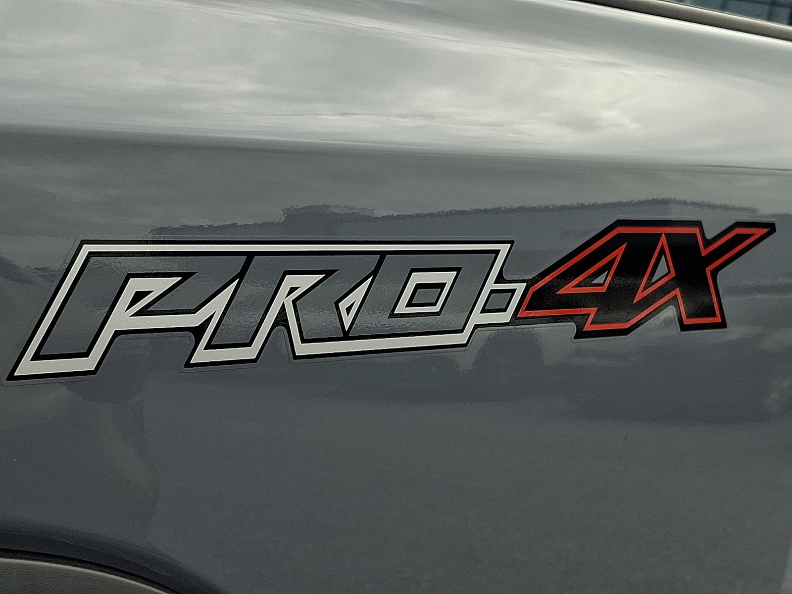 Certified 2025 Nissan Frontier PRO-4X AWD/4WD image 30