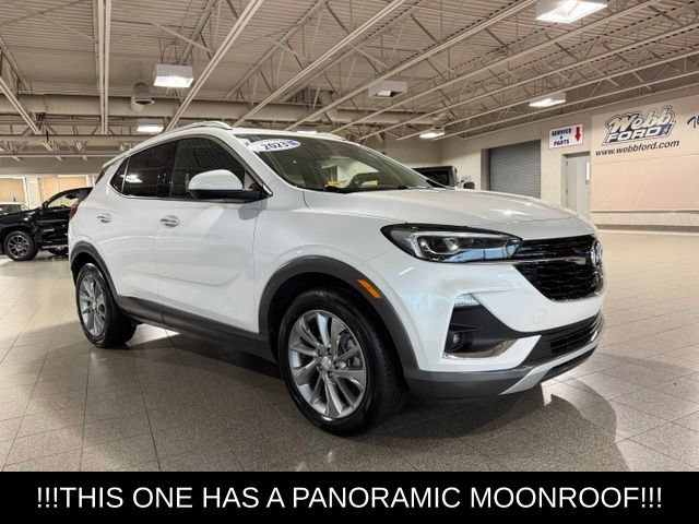 Used 2023 Buick Encore GX Essence w/ Experience Buick Package FWD image 2