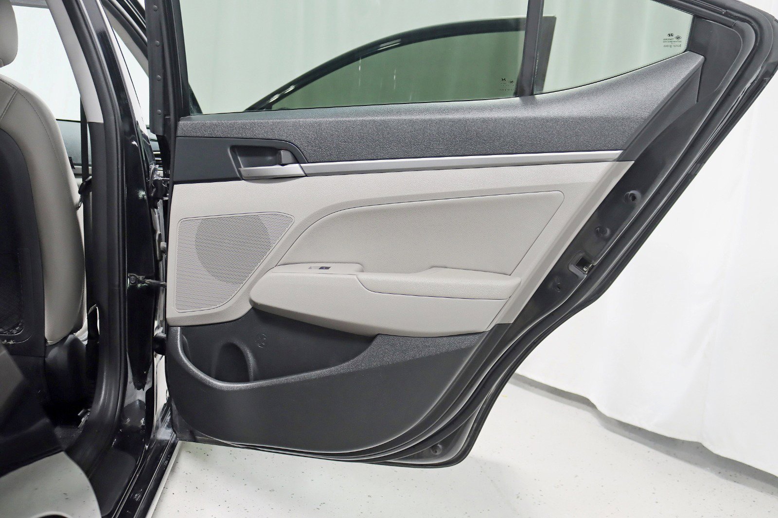Used 2018 Hyundai Elantra Limited w/ Cargo Package FWD image 31