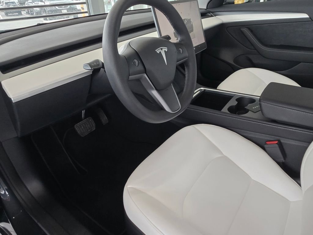 Used 2022 Tesla Model 3 Long Range image 24