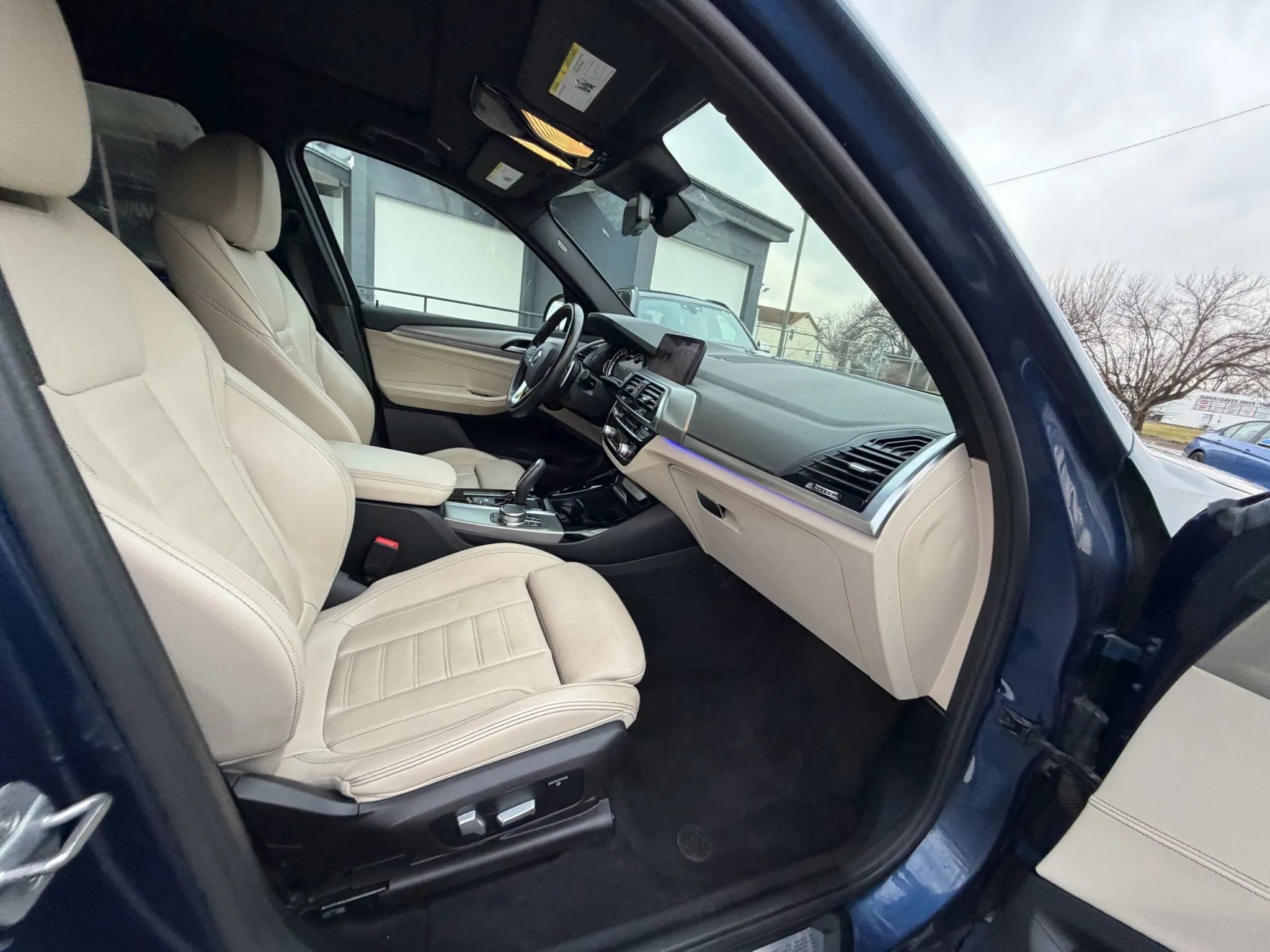 Used 2019 BMW X3 xDrive30i w/ Premium Package Essential image 18