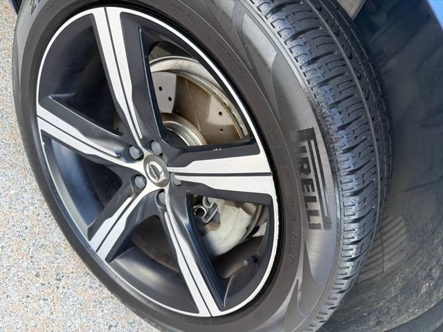 Used 2019 Volvo XC90 T6 R-Design w/ Advanced Package AWD/4WD image 31