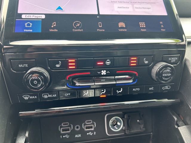 Used 2024 Jeep Grand Cherokee Limited w/ Black Appearance Package AWD/4WD image 20