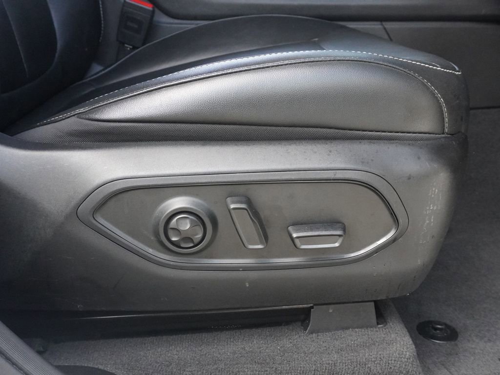 Used 2021 Jeep Grand Cherokee L Limited AWD/4WD image 33