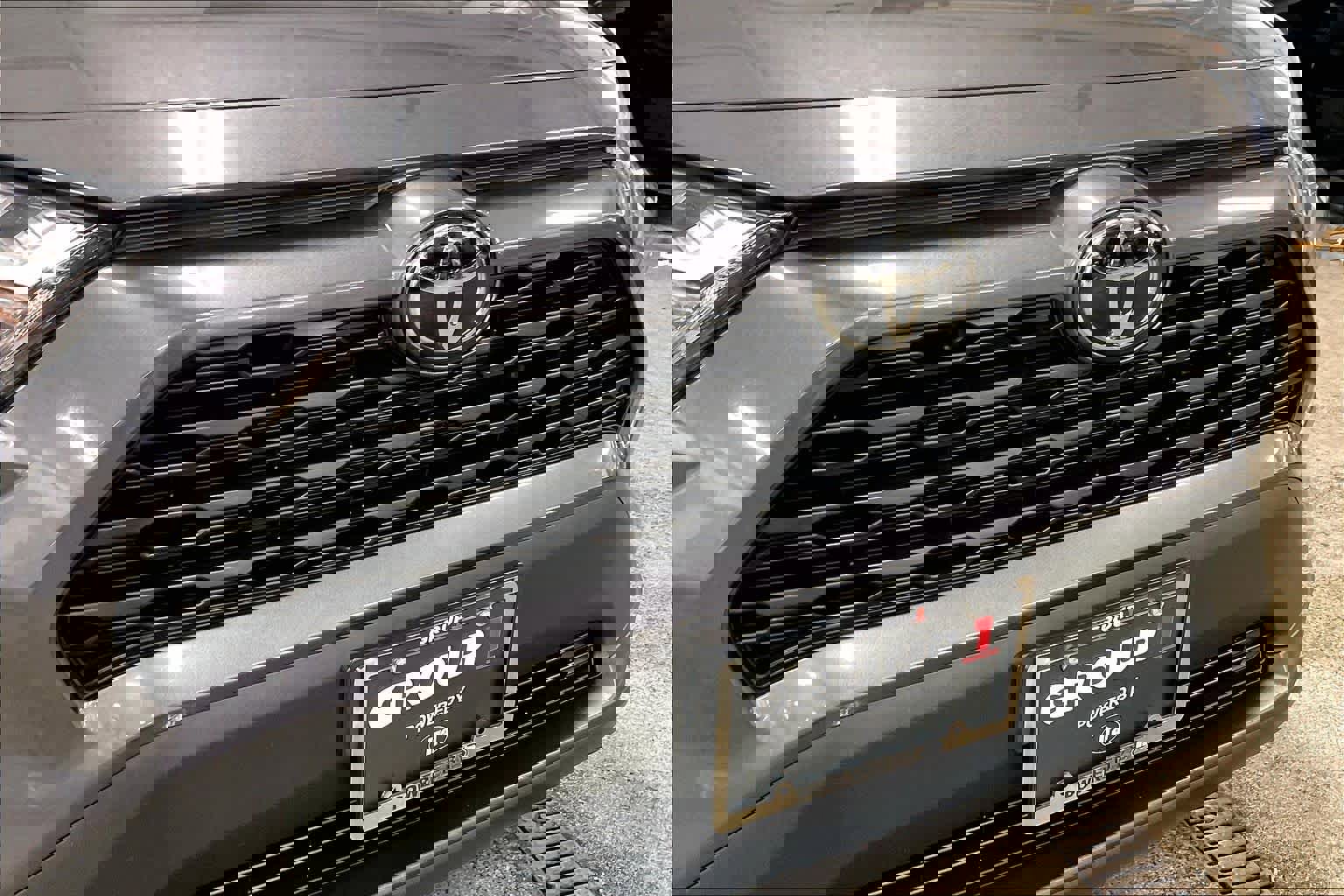 Used 2024 Toyota RAV4 XLE w/ Convenience Package image 30