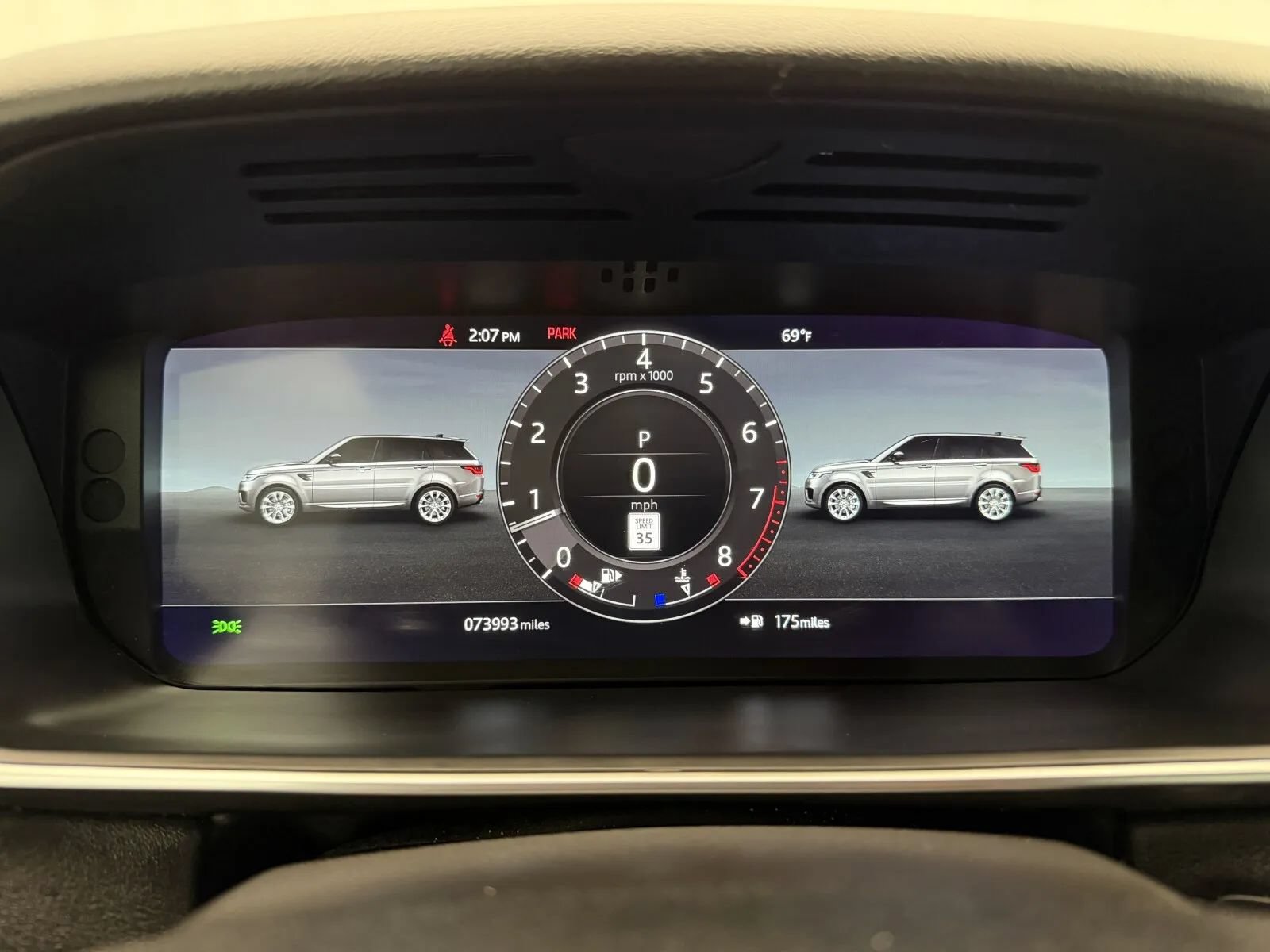 Used 2018 Land Rover Range Rover Sport HSE AWD/4WD image 12