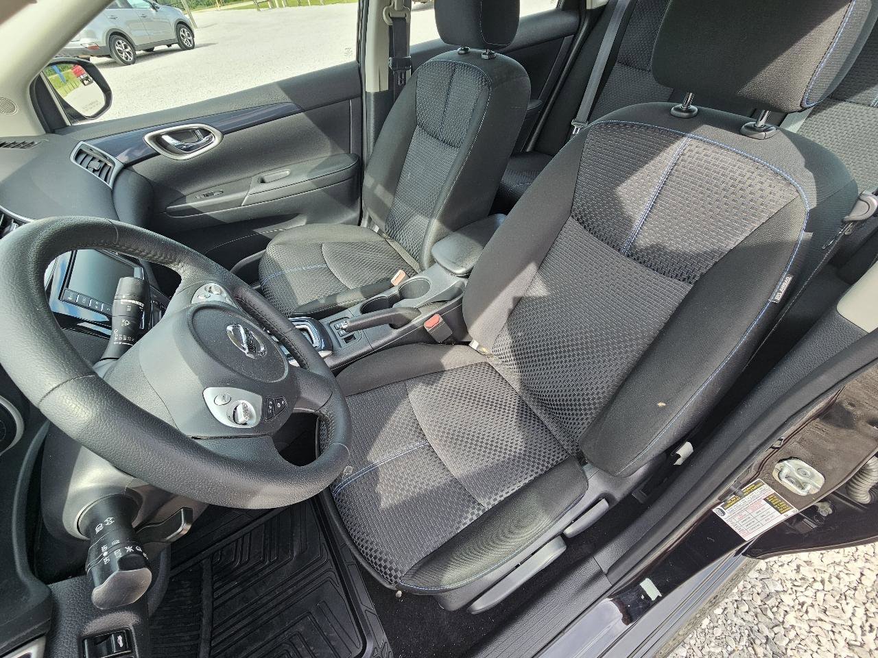 Used 2019 Nissan Sentra SR FWD image 17
