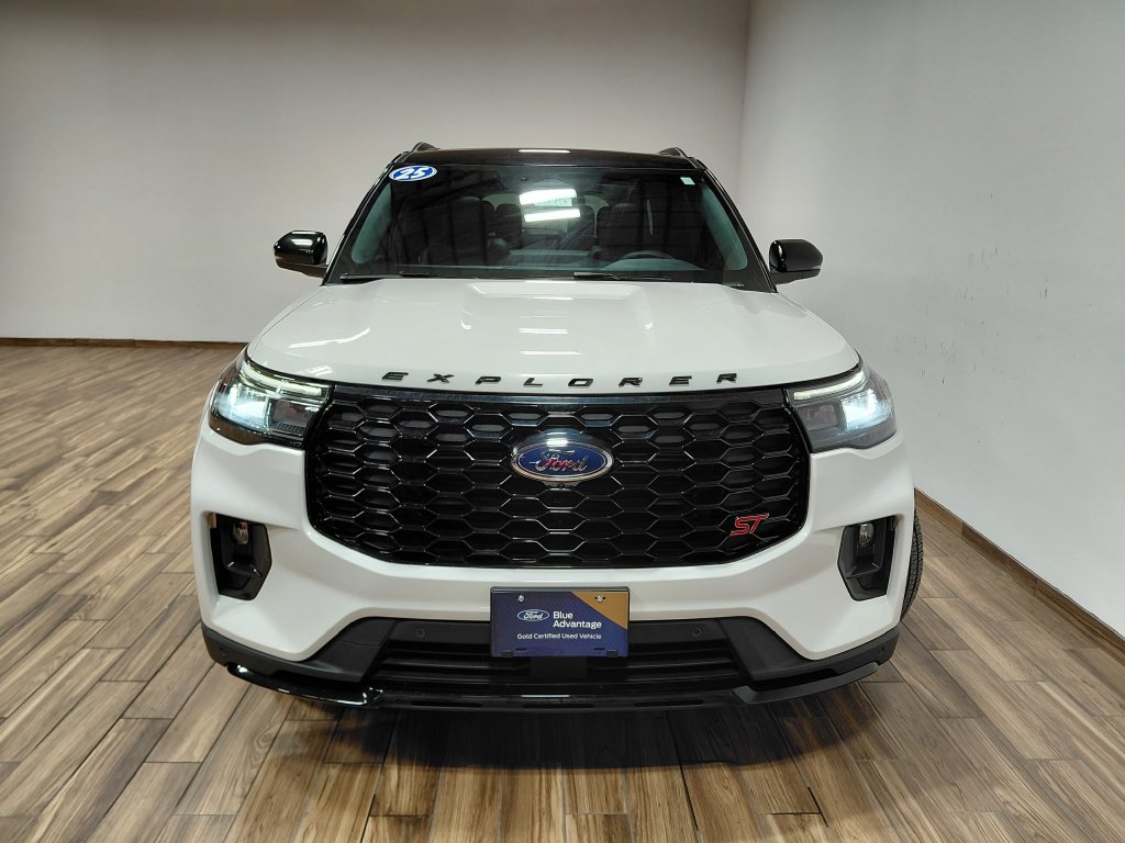 Certified 2025 Ford Explorer ST w/ Sun And Sound Package AWD/4WD image 23
