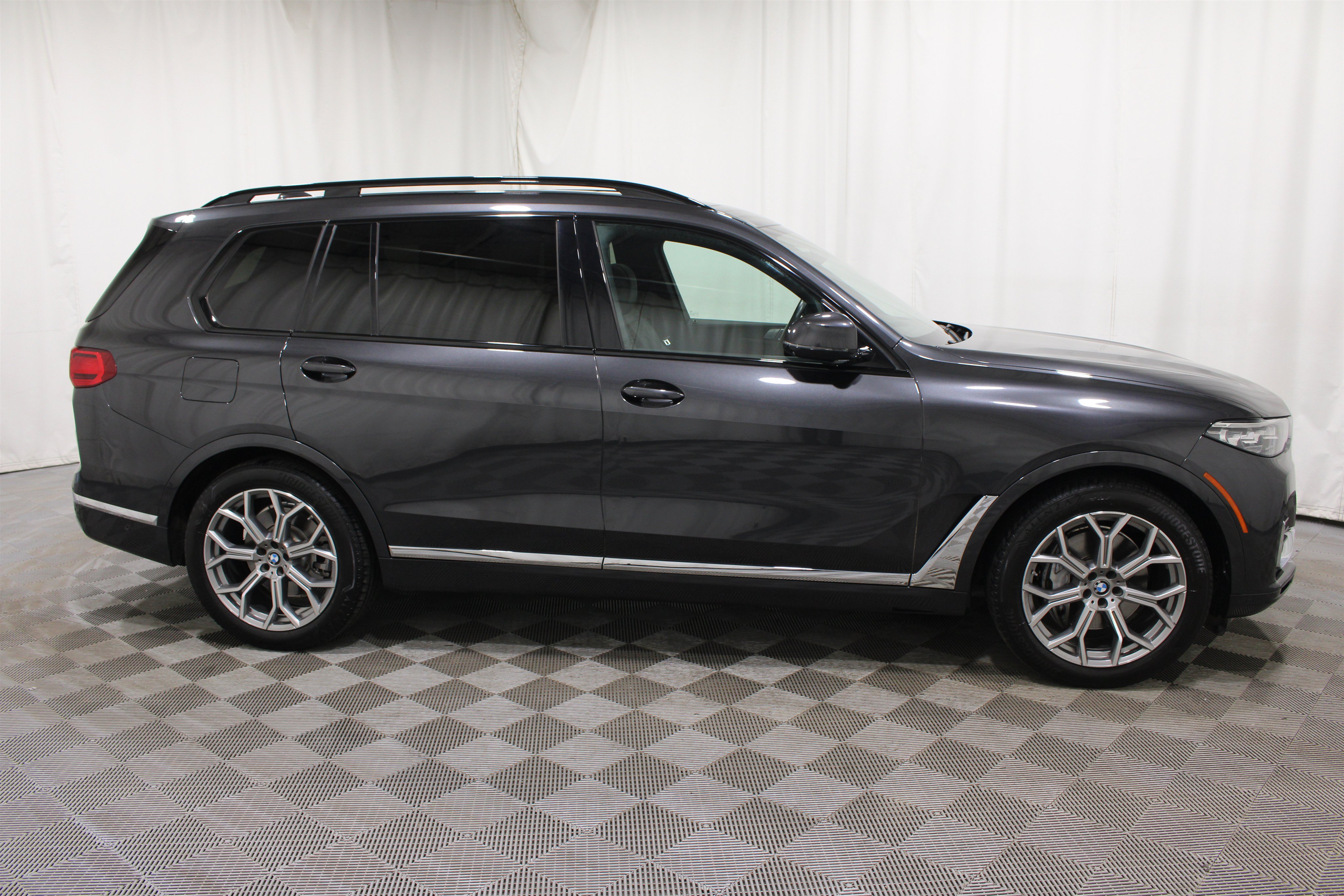 Used 2022 BMW X7 xDrive40i w/ Premium Package AWD/4WD image 41