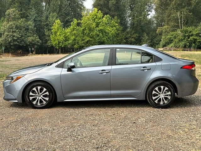 Used 2022 Toyota Corolla LE FWD image 6