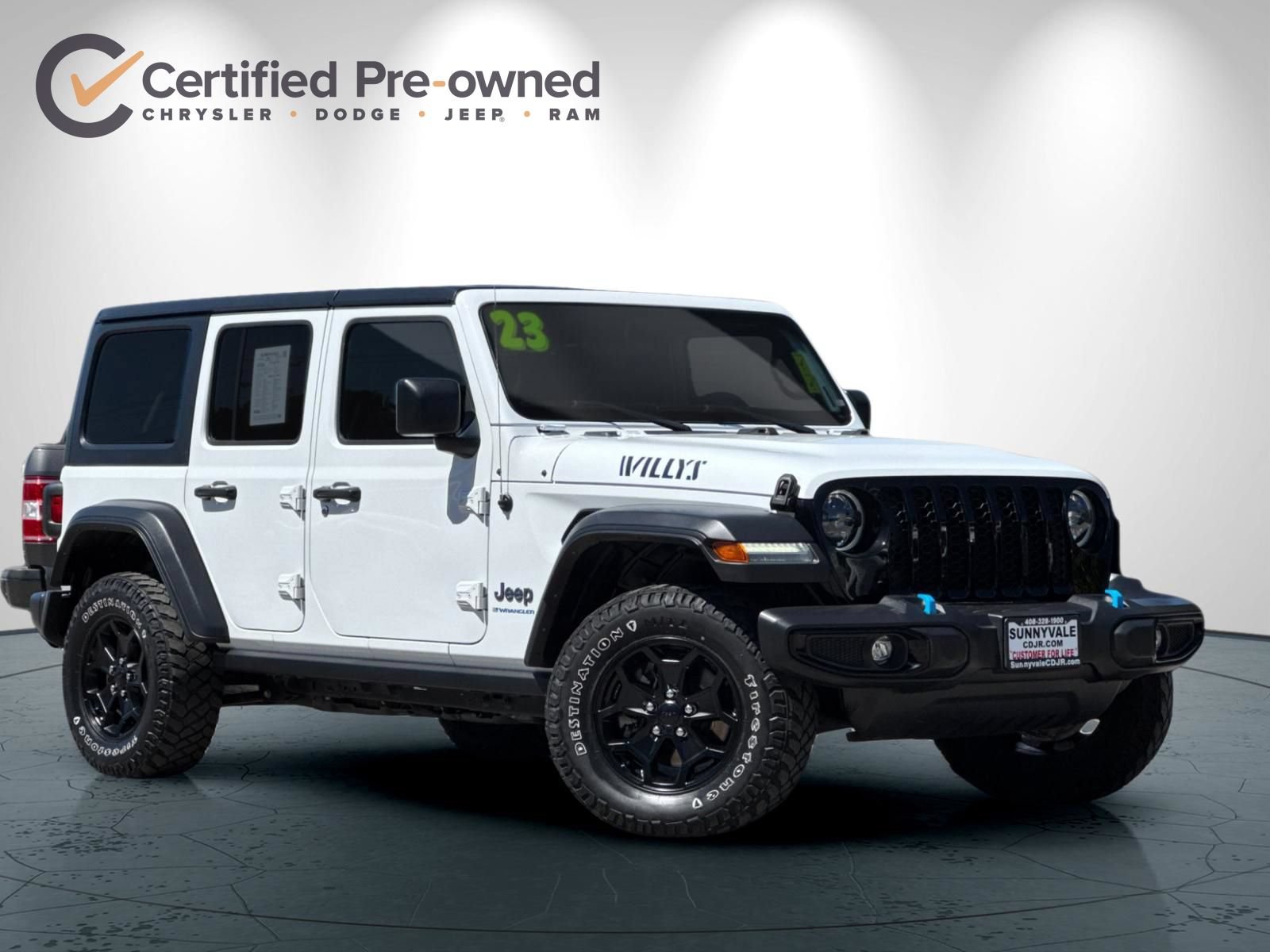 Used 2023 Jeep Wrangler Unlimited AWD/4WD image 2