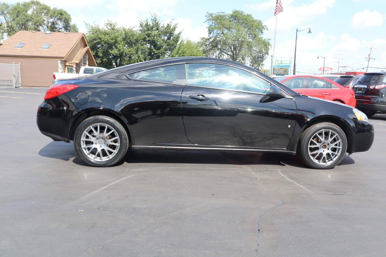 Used 2008 Pontiac G6 GT w/ Sun And Sound Package FWD image 6