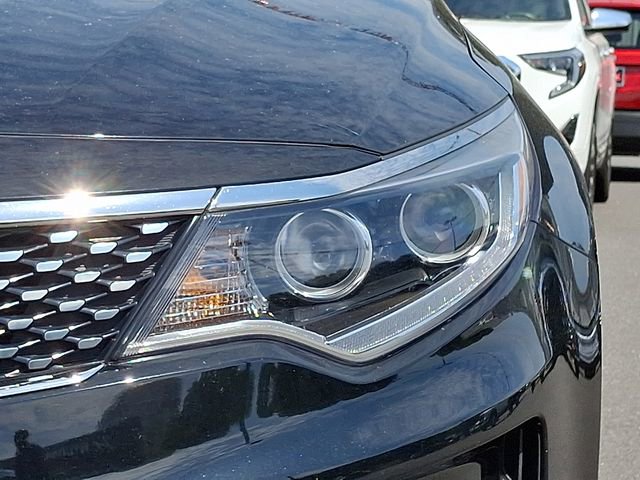 Used 2017 Kia Optima EX w/ Premium Package FWD image 9