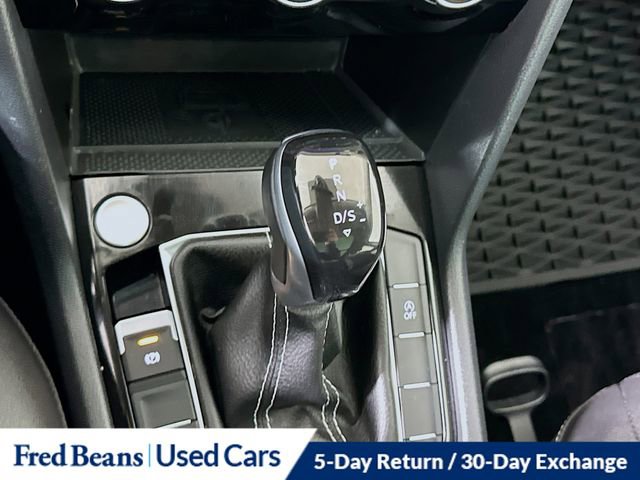 Used 2023 Volkswagen Taos SEL image 18