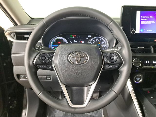 Used 2024 Toyota Venza LE image 25