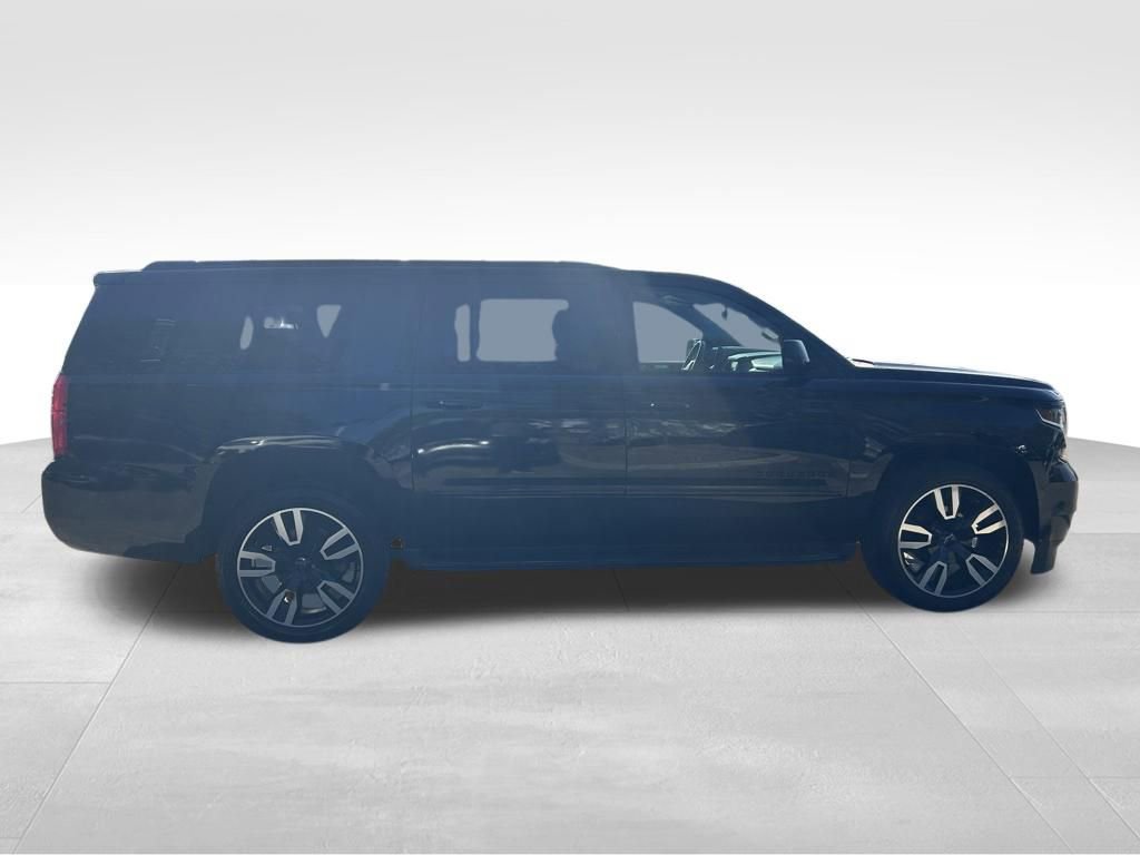 Used 2019 Chevrolet Suburban Premier w/ RST Edition RWD image 6