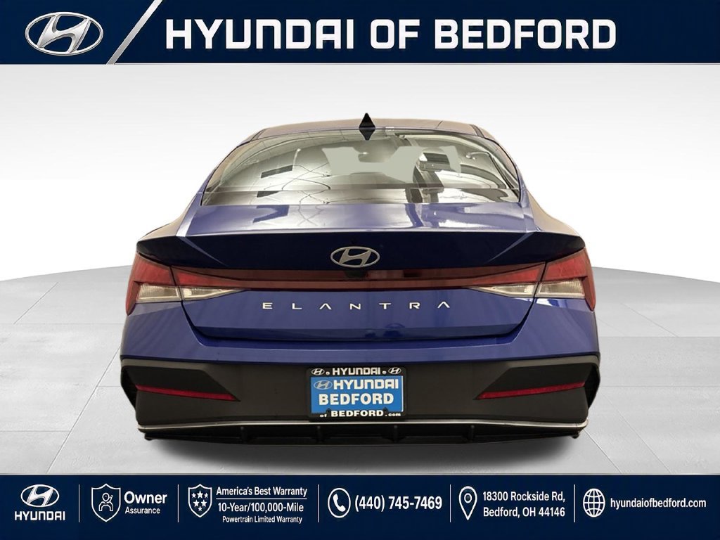 Used 2024 Hyundai Elantra SEL FWD image 8
