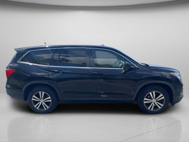 Certified 2017 Honda Pilot EX-L image 6