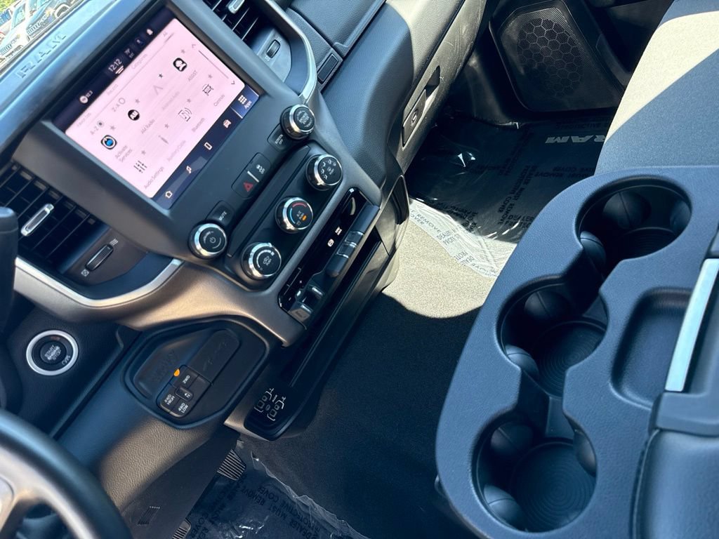 Used 2024 RAM 2500 Big Horn AWD/4WD image 90