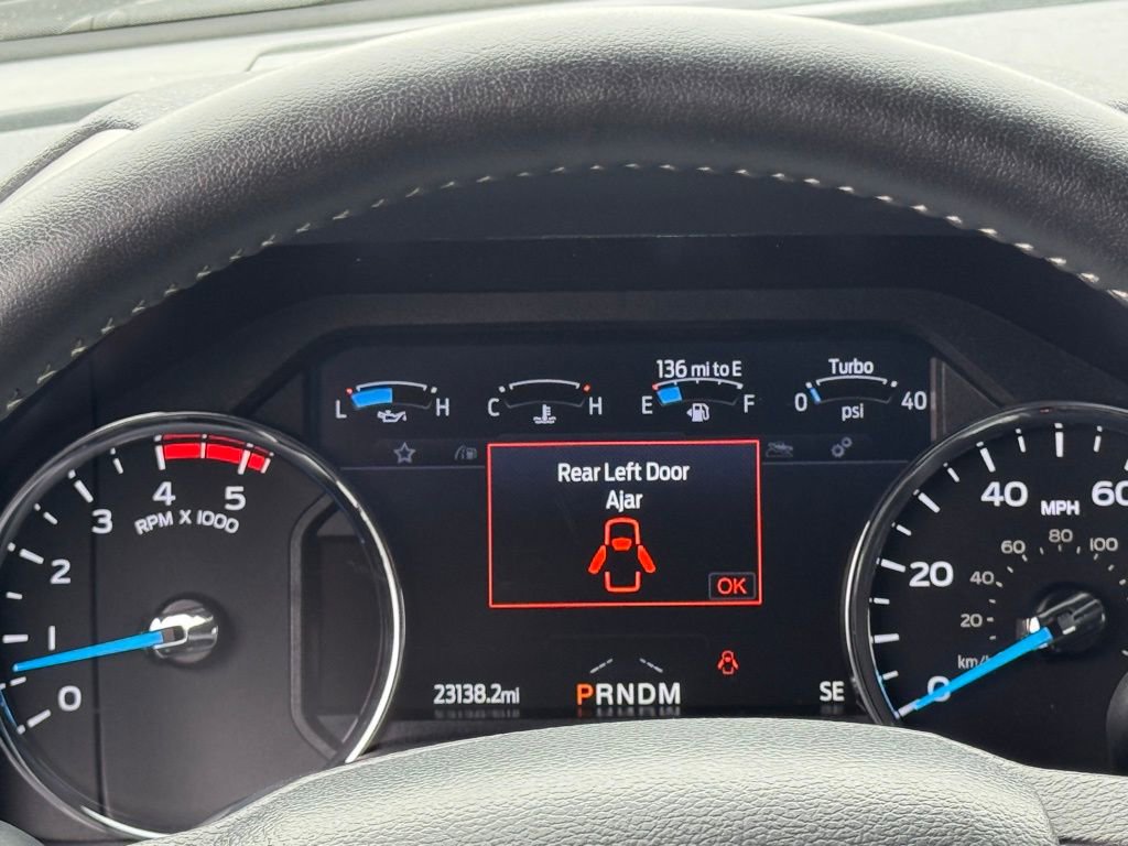 Certified 2022 Ford F250 Lariat w/ Black Appearance Package image 21