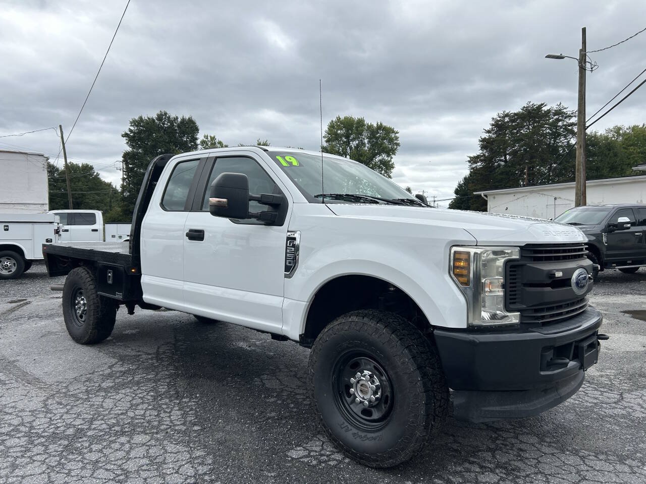 Used 2019 Ford F250 XL w/ Power Equipment Group AWD/4WD image 4