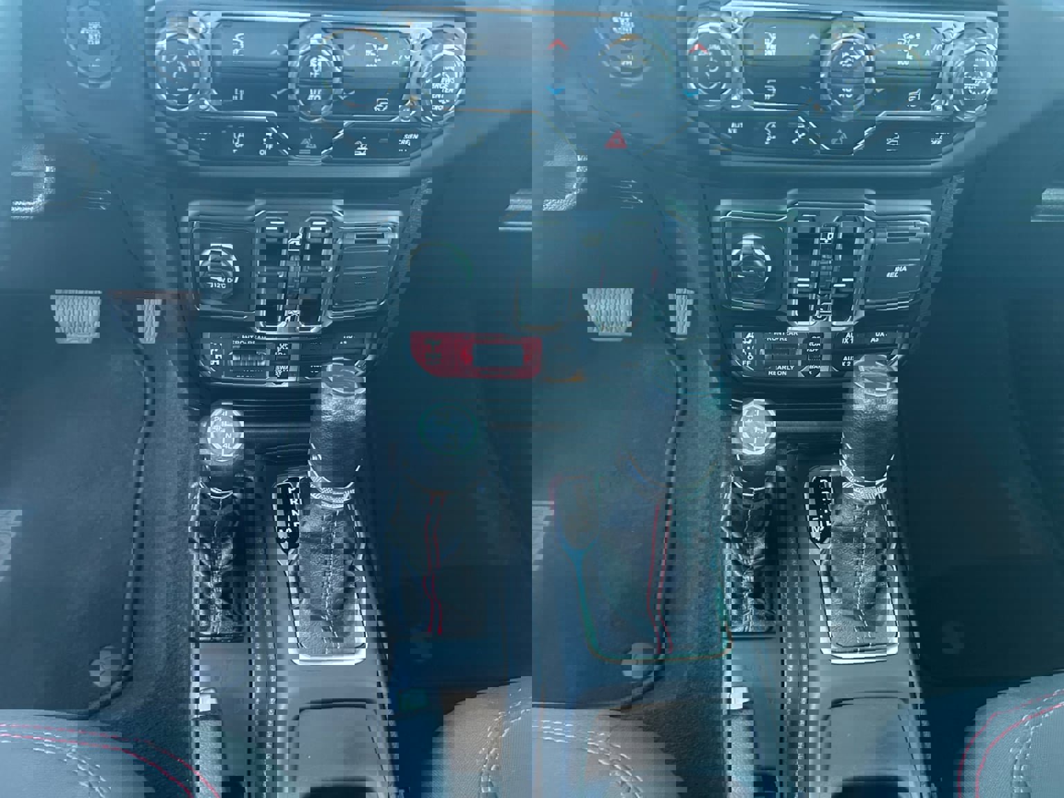 Used 2016 Chevrolet Colorado W/T image 15