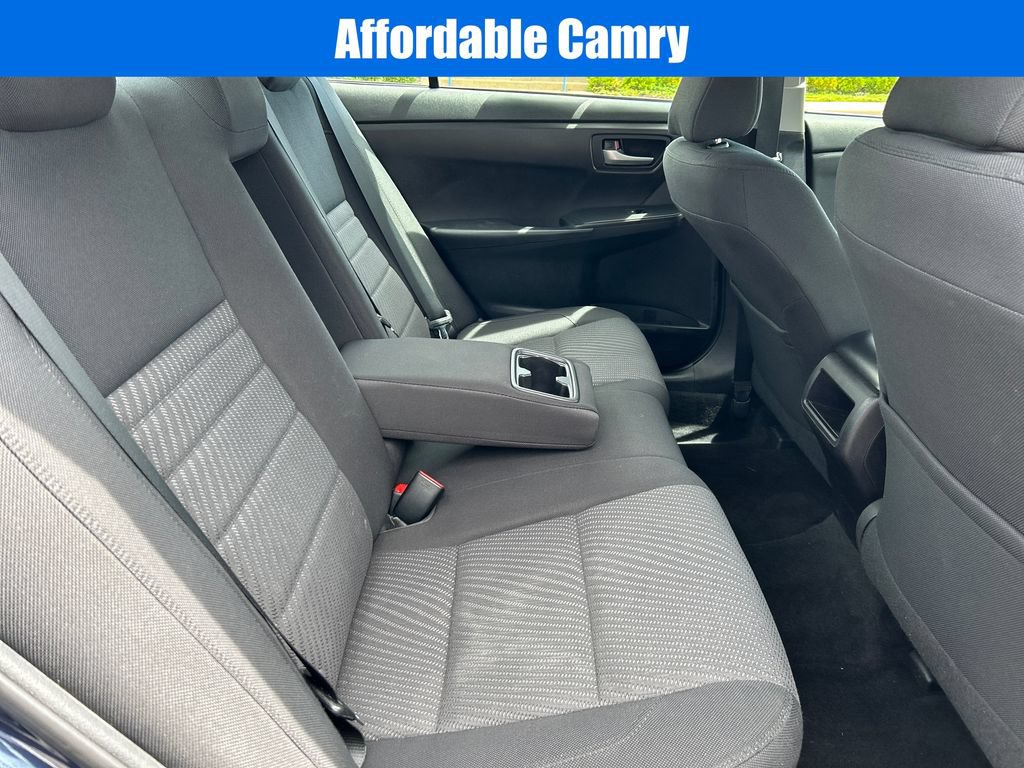Used 2017 Toyota Camry LE FWD image 11