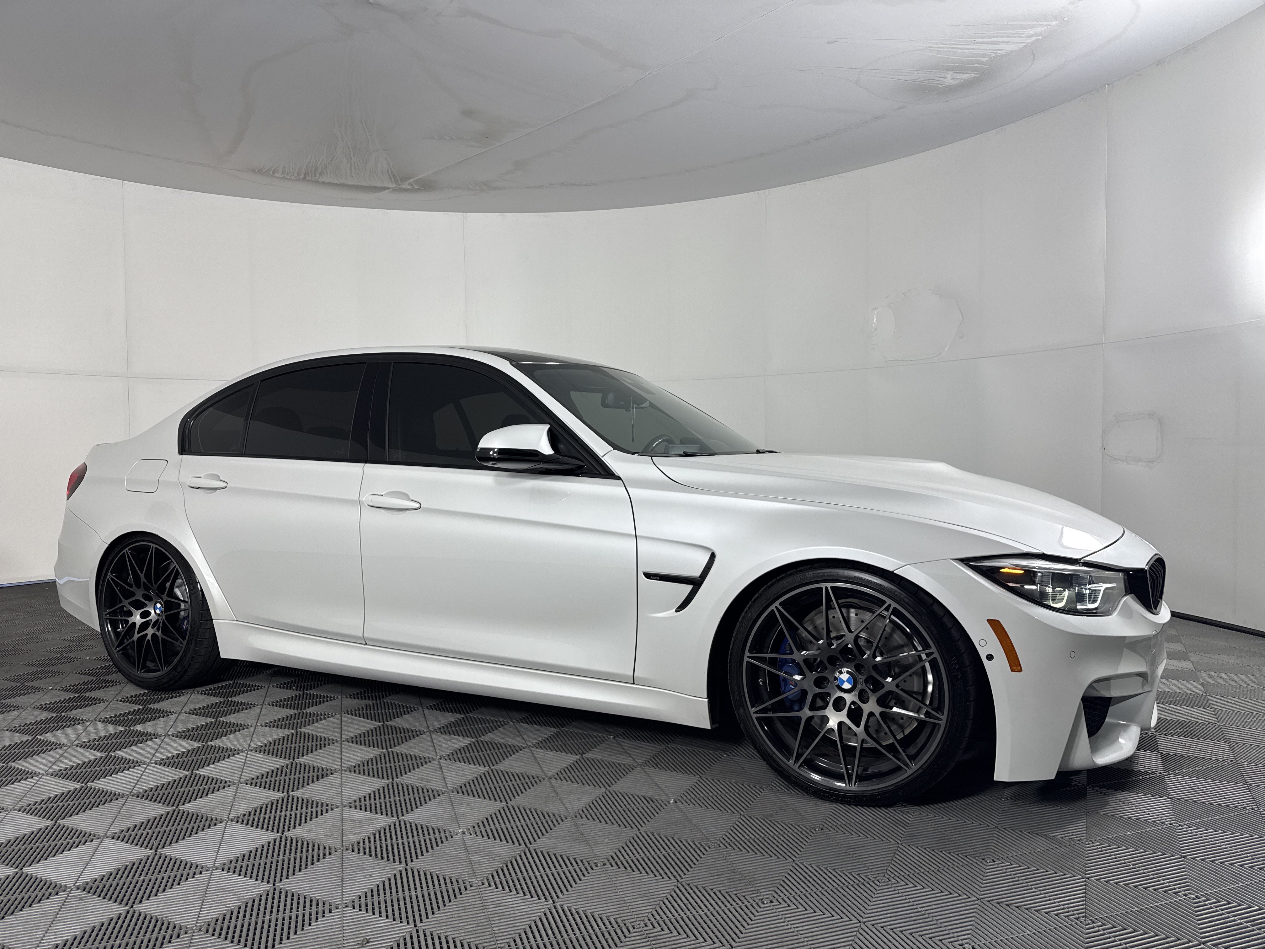Used 2018 BMW M3 w/ Competition Package RWD image 2