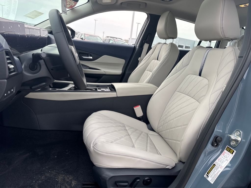 New 2026 Nissan Sentra SL w/ Floor Mat Package image 13