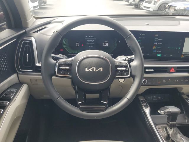 Certified 2025 Kia Sorento S image 11