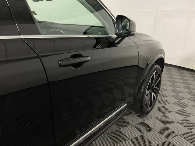 Certified 2025 Volvo XC90 B5 Plus w/ Protection Package AWD/4WD image 7
