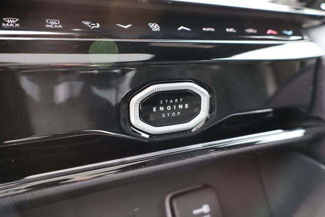 New 2026 Jeep Grand Cherokee Limited image 18