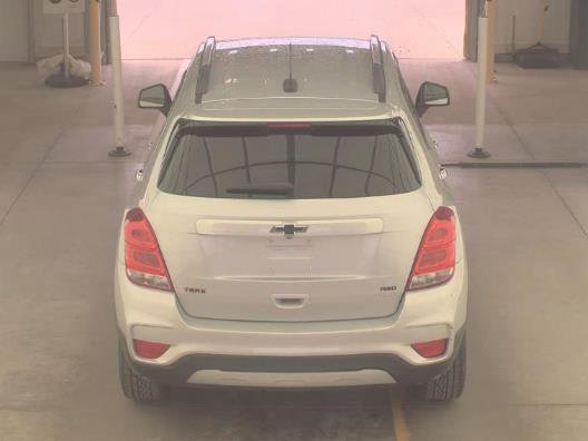 Used 2018 Chevrolet Trax LT w/ Redline Edition AWD/4WD image 4