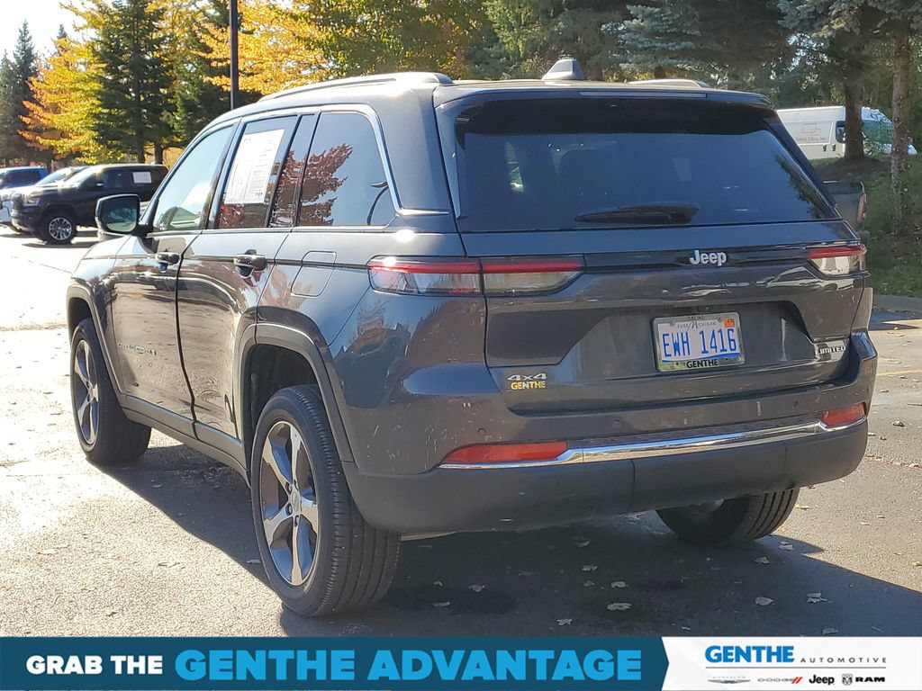 Certified 2024 Jeep Grand Cherokee Limited AWD/4WD image 3